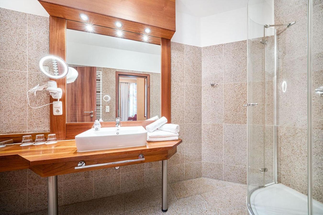 Strandvilla Viktoria ツィノヴィッツ エクステリア 写真